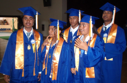 &Phi;&Theta;&Kappa; Phi Theta Kappa honor society graduates